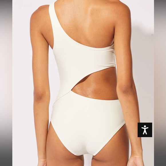 NWT Solid and Stripped Claudia One piece in Cream - medium - Picture 2 of 8